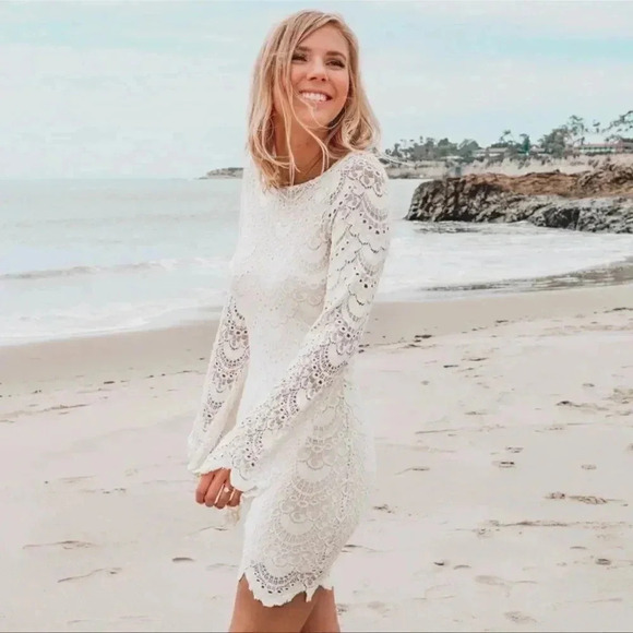 NWT Nightcap Spanish Priscilla Lace Dress Size 2 Nude Criss Cross Open Back $352 - Picture 6 of 12